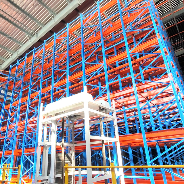 xe xếp chồng quay